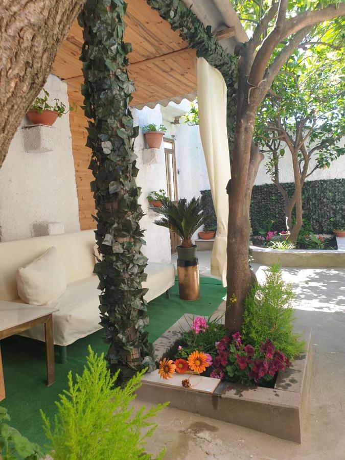 Casa vacanze con giardino e area barbecue Martis Esterno foto